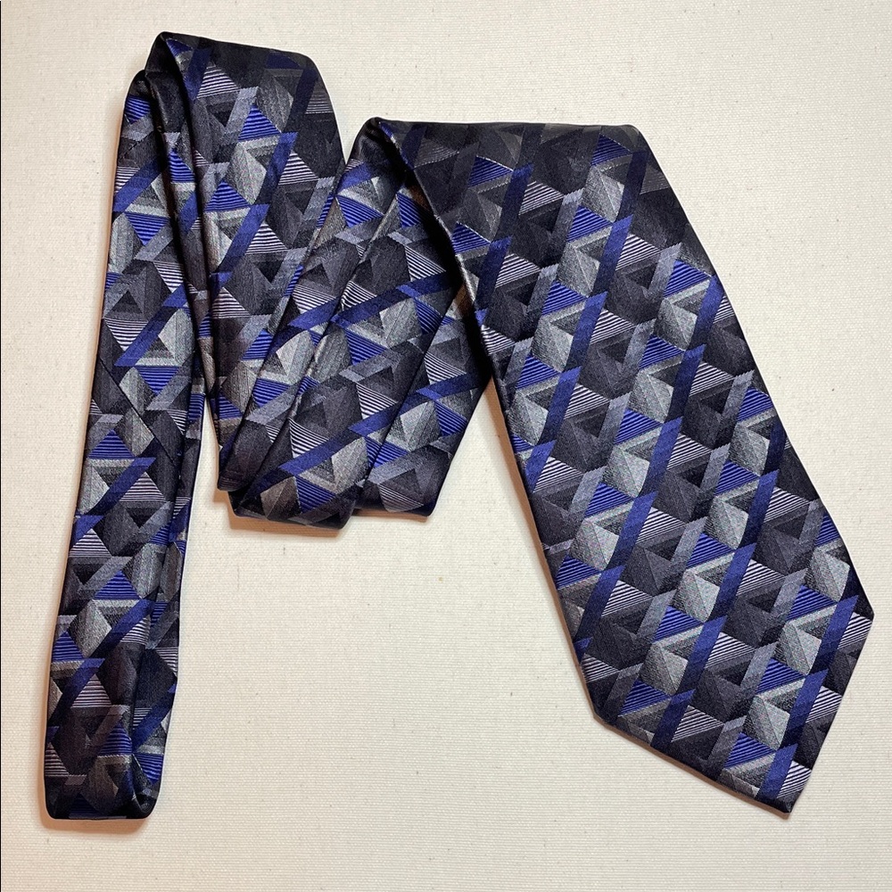 JOSEPH & FEISS Silk Geometric Patterned Stain-Resistant Tie in Blue Black Gray